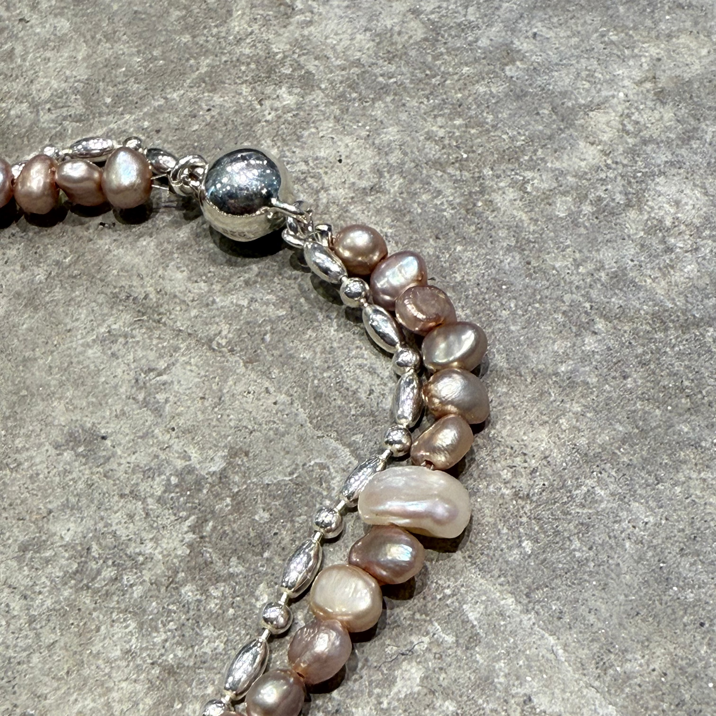 Recoil&co. x "TSUNAGI" Pearl Bracelet with Rose Ball