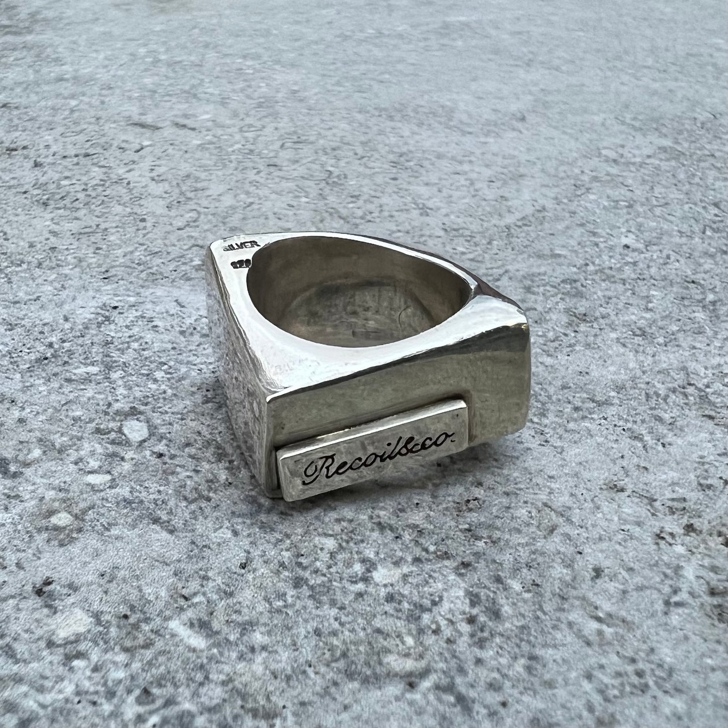 Twisted Square Ring