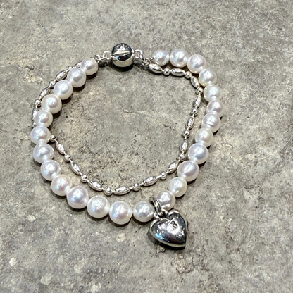 Recoil&co. x "TSUNAGI" Pearl Bracelet with Heart - 02